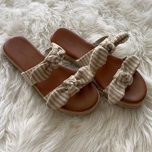 Indigo road sandals!